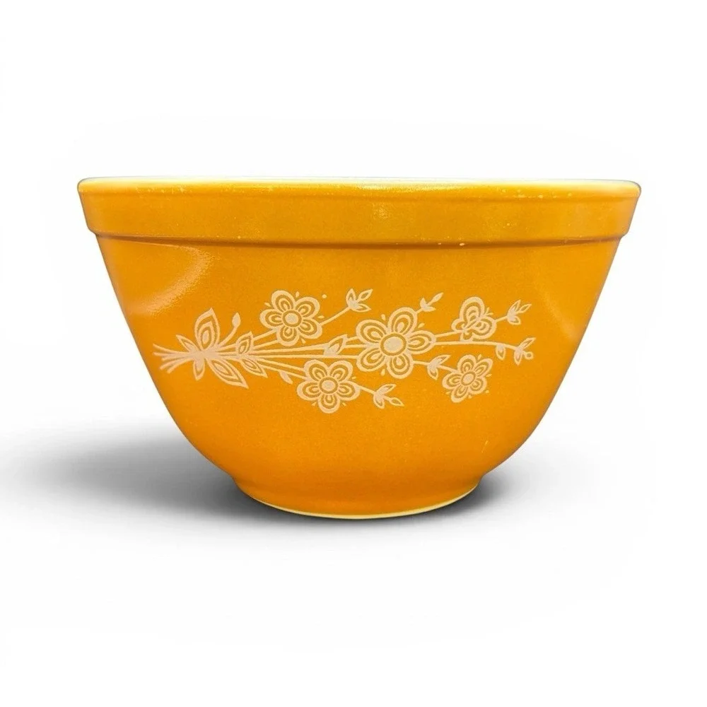 Vintage Pyrex 401 Butterfly Gold 750mL 3 Cup Mixing Nesting Bowl White Floral
